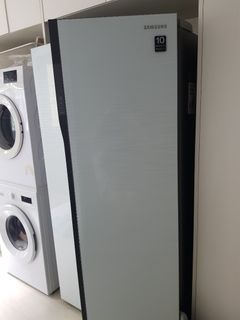 (Category: ) located in . Submitted by sgcheapsaleinspore (Listing ID 1460949697, Image 1). Description: .