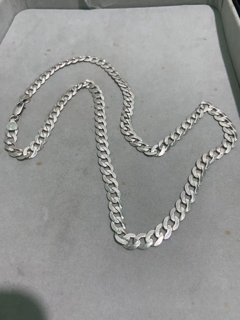 Sterling silver 925 men’s necklace (Category: Jewelry) located in Binan City. Submitted by retroz_collections (Listing ID 1461005077, Image 1). Description: 25 inches length x 7mm width.