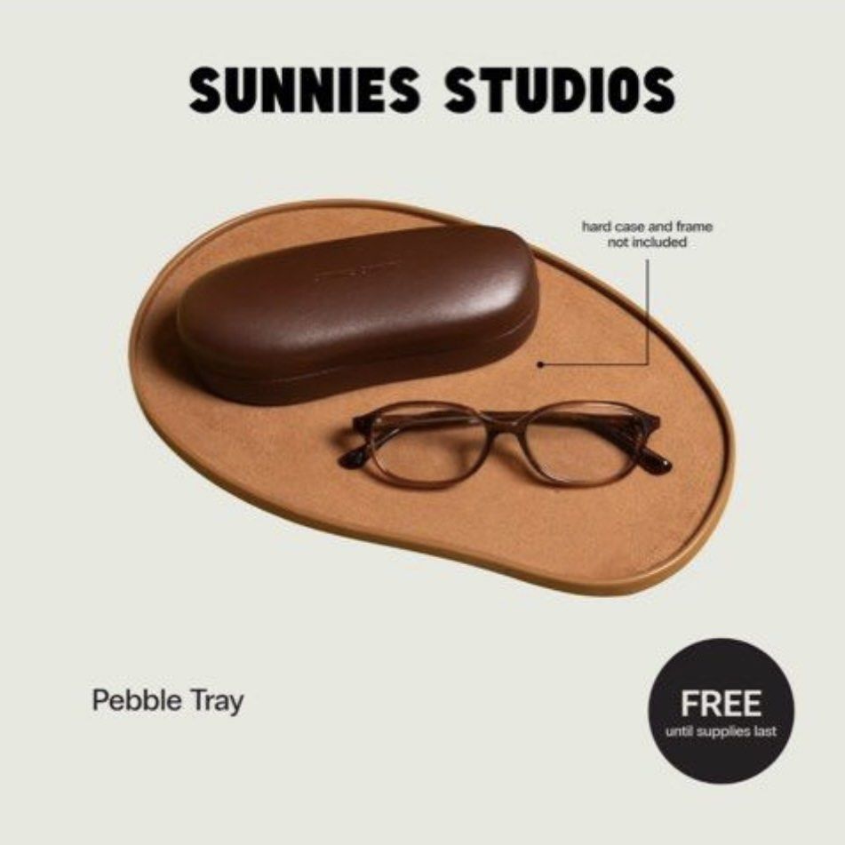 Sunnies Pebble Tray (Category: Other Accessories) located in Manila. Submitted by lovedchrx051201 (Listing ID 1461091475, Image 1). Description: It’s so cutesy! Pwedeng lalagyan din ng accessories 🫶🏻 Not used. Got this as freebie, will not use so sell nalang. Loc: Bulacan MOP: Gcash or Gotyme MOD: Jnt or Lalamove .