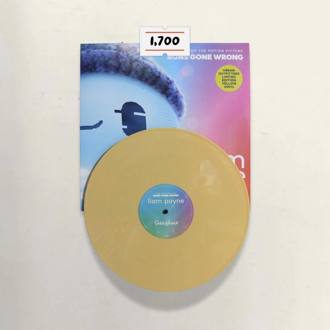 Sunshine yellow vinyl — Liam Payne (Category: Vinyls) located in San Pedro. Submitted by mmpnov (Listing ID 1452168771, Image 1). Description: CONDI 5/5 — play tested RFS got orange variant LOC San Pedro, Laguna TAGS ron's gone wrong one direction 1d louis tomlinson zayn malik liam payne niall horan harry styles.