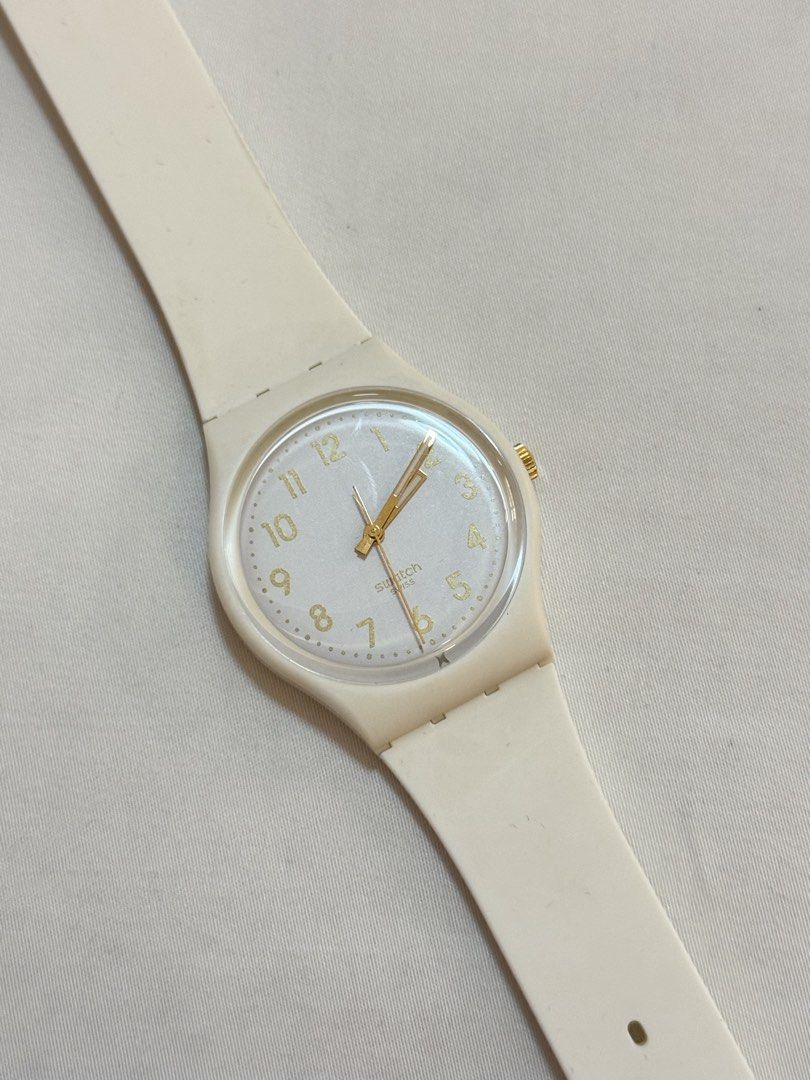 Swatch White Strap (Category: Women's Watches) located in Manila. Submitted by khatalogue (Listing ID 1460991551, Image 1). Description: White Rubber Strap White/Gold Face watch 100% Authentic.