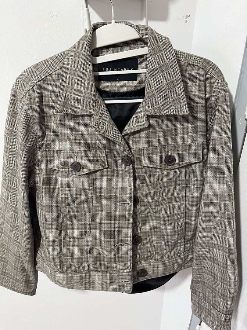 TBJ Nearby Plaid Cropped Jacket (Category: Coats, Jackets and Outerwear) located in Pasig City. Submitted by melaiski28 (Listing ID 1460998243, Image 1). Description: - TBJ Nearby plaid cropped jacket - Button-up front - Two chest pockets - Fully lined interior - Ideal for layering - Pairs well with jeans or skirts.