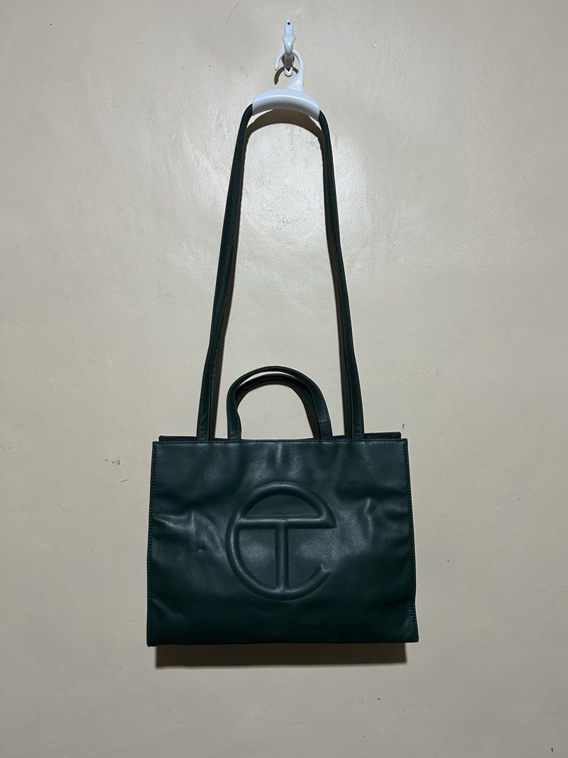 TELFAR - MEDIUM VEGAN LEATHER SHOPPING BAG (Category: Luxury Bags & Wallets) located in Dasmarinas. Submitted by pseudonym. (Listing ID 1461058045, Image 2). Description: TELFAR - MEDIUM VEGAN LEATHER SHOPPING BAG DARK GREEN EXCELLENT CONDITION NO FLAWS feel free to inquire quick replies.