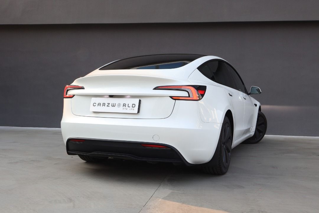 Tesla Model 3 Electric RWD 110 (Category: Used Cars) located in Singapore. Submitted by carzworld.pteltd (Listing ID 1460994685, Image 3). Description: Viewing Strictly By Appointment Only! Low Interest Rate & Flexible Bank / In House Loan Available All Trade-In Are Welcome Message to: 💬96437773 Features Powered by a single electrical motor producing 147bhp and 350nm of torque through a Rear Wheeled single speed automatic. Driving range up to 51