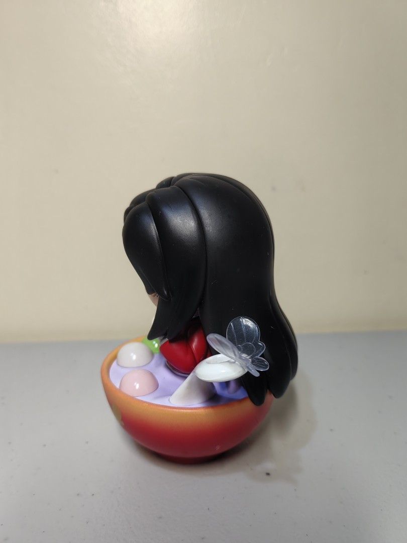 TGCF Hua Cheng Figure (Category: Figurines & Statues) located in Manila. Submitted by theadoorz15 (Listing ID 1461023188, Image 3). Description: 4-5 inches Has some minimal dents as shown on picture.