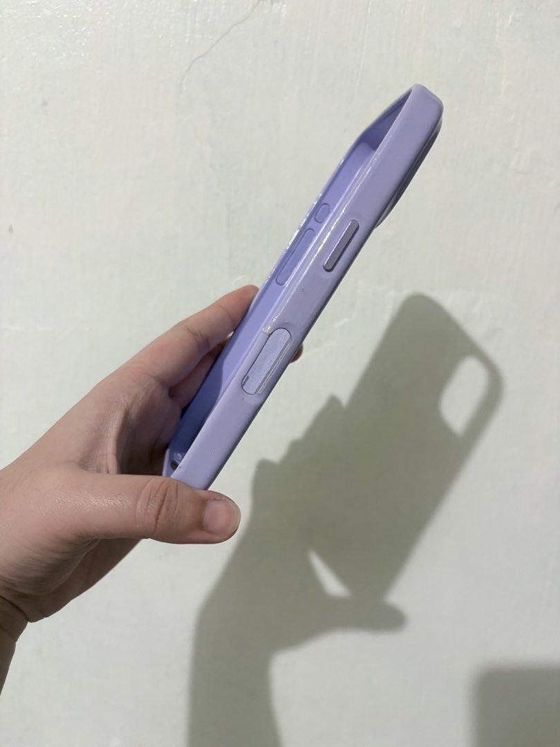 The Hub Cebu Iphone 16 case (used) (Category: Cases & Sleeves) located in Manila. Submitted by therese.erica (Listing ID 1460993833, Image 2). Description: Selling this cute purple The Hub Cebu Iphone 16 case Please message me if interested! 💗 Issues: There is a cut on the side of the case RFS: Decluttering -Pay first before shipping of items - MOP: Gcash/ QRPH / Bank Transfer .