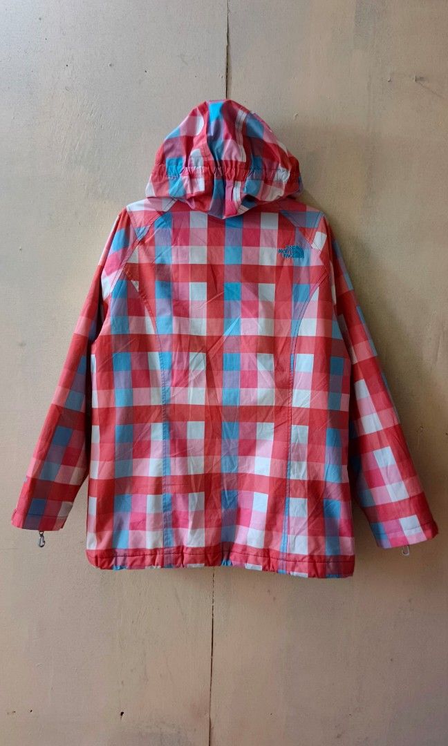 The North Face HyVent Pink Plaid (Category: Coats, Jackets and Outerwear) located in Subic. Submitted by evenjoe.rig_out (Listing ID 1460956881, Image 2). Description: The North Face HyVent Pink Plaid Length 27 inches Width 21 inches.