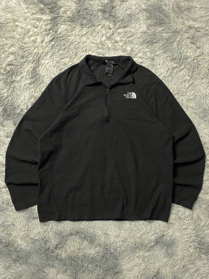 The North Face Quarterzip (Category: Activewear) located in Santa Rosa. Submitted by 415_thriftss (Listing ID 1461036445, Image 1). Description: The North Face Quarterzip ✅ Available - Large On tag - Excellent condition - Best for lamigans - Boxy Fit 🔽DETAILS - Condition: 9/10 - Dimes: 23 Width x 26 Length - Color rate: 910 - Issue: Himolmol ———————————— 🏷️ M / Mine: 380 + Shipping fee.