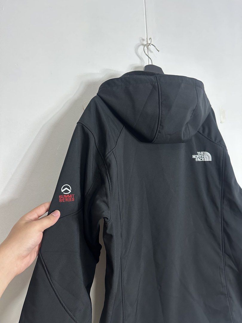 The North Face Summit Series (Category: Coats, Jackets and Outerwear) located in Las Pinas. Submitted by archimedes.joaquin (Listing ID 1461032563, Image 3). Description: Excellent condition - 9.5/10 color rate - sz XL 24 width 29 length - issue: natanggal yung isang strap .