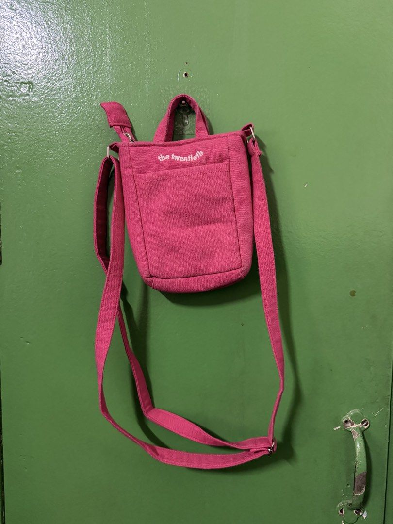 The Twentieth Pink Canvas Tote Bag (Category: Tote Bags) located in Mandaluyong City. Submitted by kopitiandbiscuits (Listing ID 1461054221, Image 1). Description: .