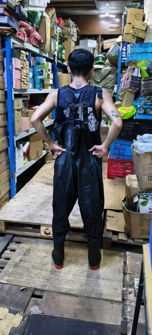 Thickened High Fishing Waders with Boots (Category: Sneakers) located in Manila. Submitted by vannie30 (Listing ID 1460971457, Image 2). Description: .
