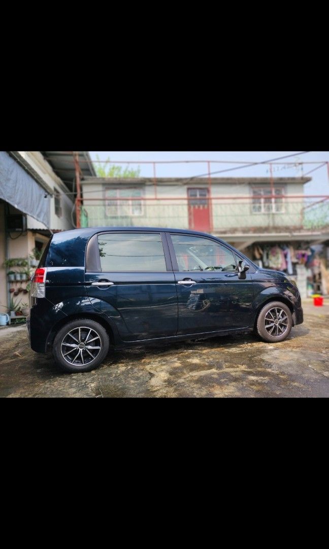 Toyota Spade Spade Auto （分類：車輛放售）位於 Hong Kong。 由 jkkk1111 提交（商品編號 1460982706，圖片 2）。簡介： 2016尾、合金鈴、行貨、2字、牌費2027年4月28日、41XXX公里、私人、不議價、兩邊門有刮痕、上水/粉嶺試車。