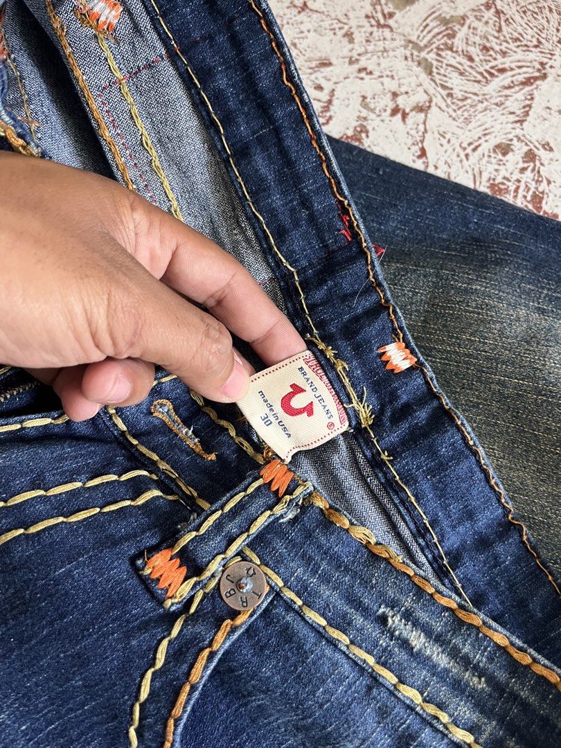 True religion (Category: Jeans) located in Iloilo. Submitted by ukayhunter.ilo (Listing ID 1460983454, Image 3). Description: True religion Size 30.