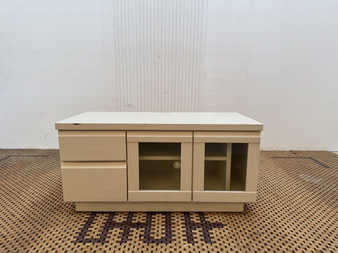 Tv rack (Category: TV Consoles) located in Quezon City. Submitted by matetdevis13 (Listing ID 1460945721, Image 1). Description: Compact White TV Rack with Drawers Price: 3,500 L35.5 x W16 x H17.5 In good condition Code MJS8-RP80.