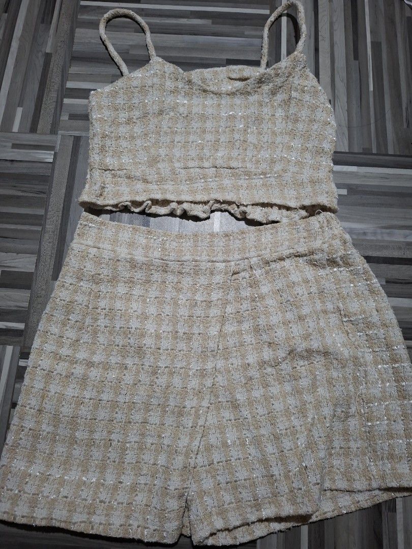 Tweed Crop Top, Blazer, and Shorts Set (Category: Sets or Coordinates) located in Cavite. Submitted by hermione.2000 (Listing ID 1461082183, Image 1). Description: - Cream and beige tweed set - Includes cropped cami top, structured blazer, and matching shorts - Blazer features elegant pearl button details - Perfect for a chic and sophisticated look - Worn only once for a special event.