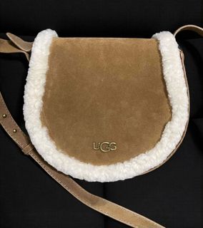(Category: ) located in . Submitted by luxxechic (Listing ID 1461004501, Image 1). Description: .