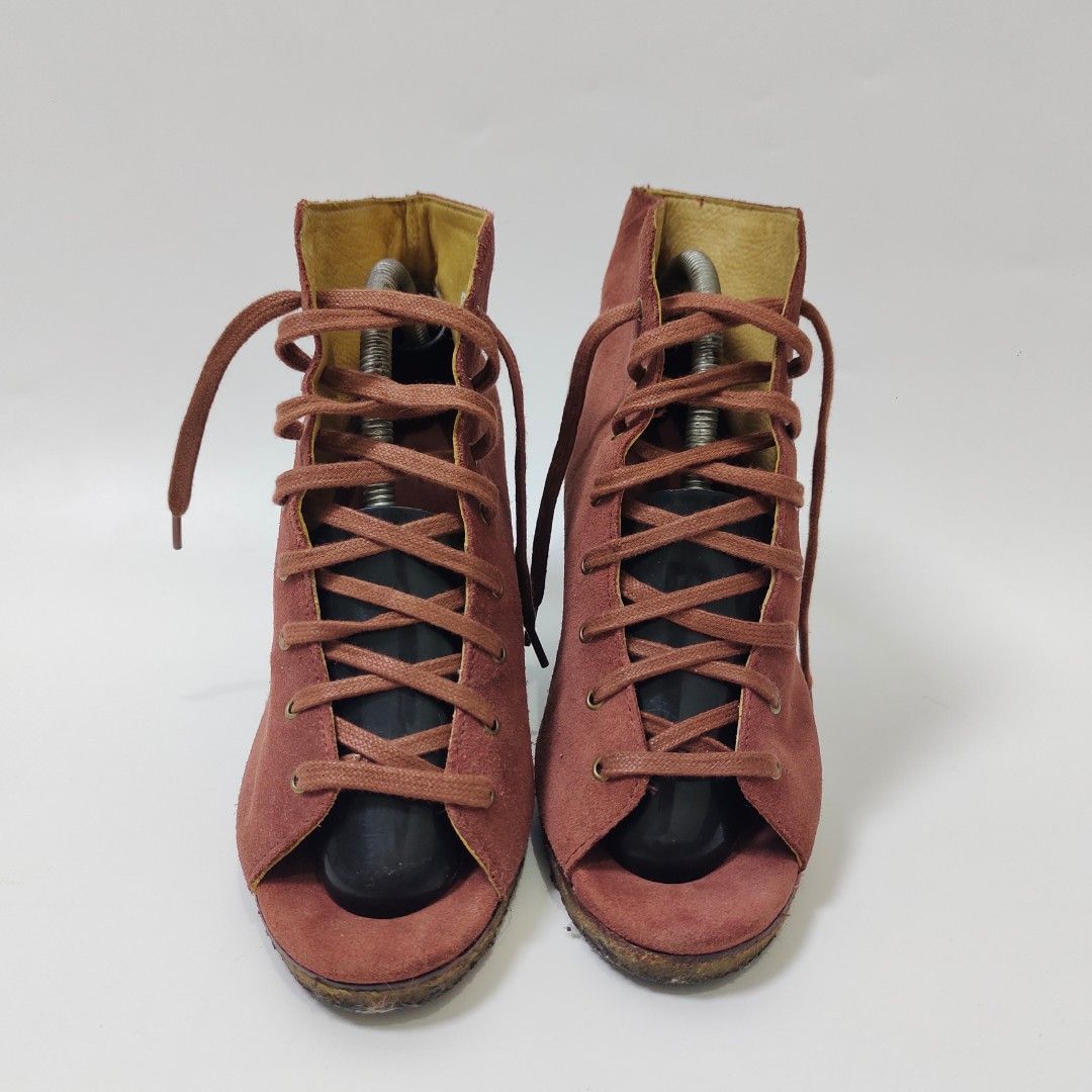 uggs suede open toe lace up wedge ankle boots (Category: Wedges) located in Cebu City. Submitted by crispyfri3dchicken (Listing ID 1461100685, Image 2). Description: size 37 850 + sf.