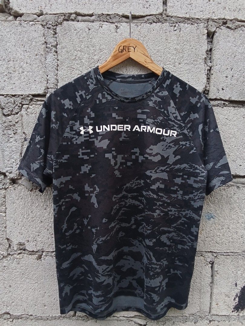 UNDER ARMOUR CAMOUFLAGE DRIFIT TEE (Category: Tshirts & Polo Shirts ) located in Bayombong. Submitted by ern__ygr15 (Listing ID 1460990547, Image 1). Description: excellent condition no issue medium color rate 10/10.