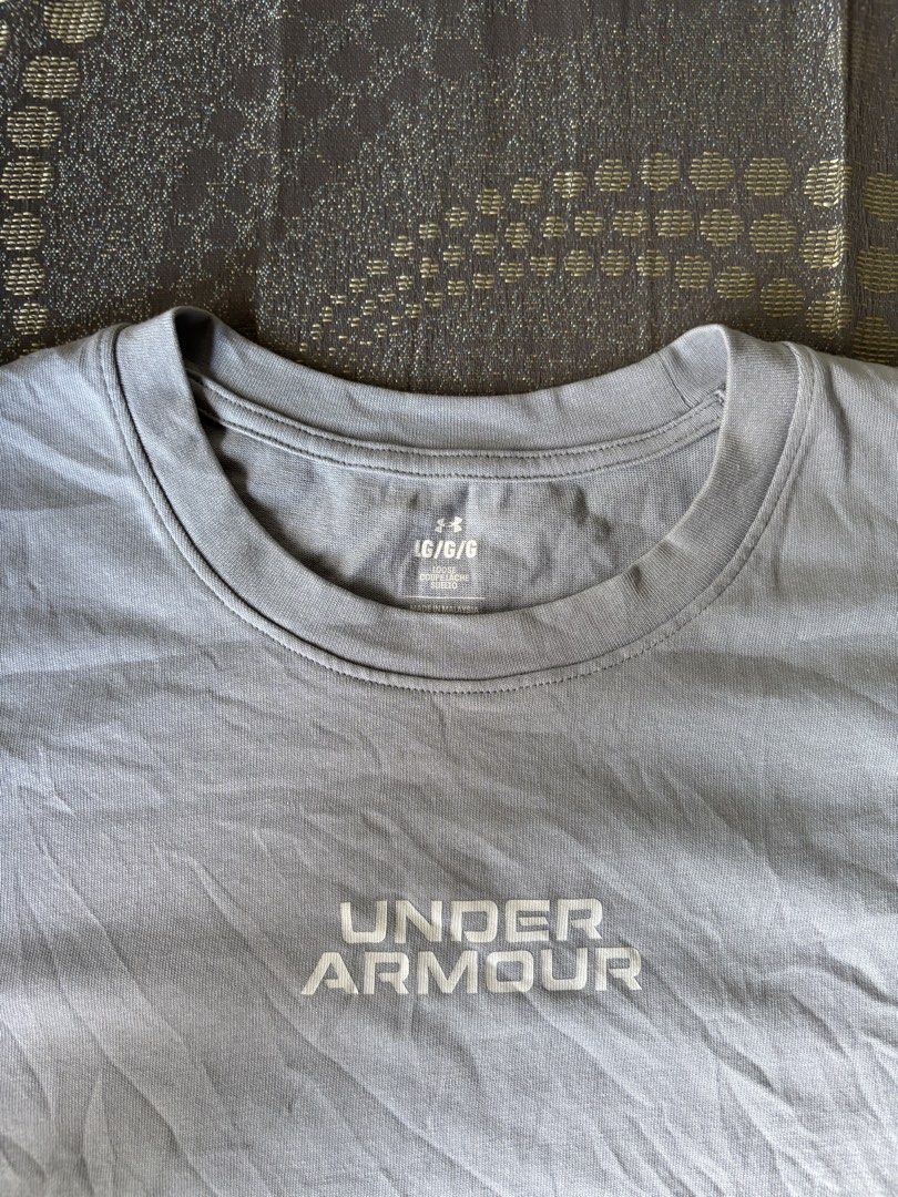 Under Armour T-shirt LG/G (Category: Tshirts & Polo Shirts ) located in Tagbilaran City. Submitted by noeeeelll (Listing ID 1461048342, Image 2). Description: - Under Armour t-shirt - Features Under Armour logo on front and back - Size: LG/G - Ideal for workouts or casual wear - Made in Malaysia.