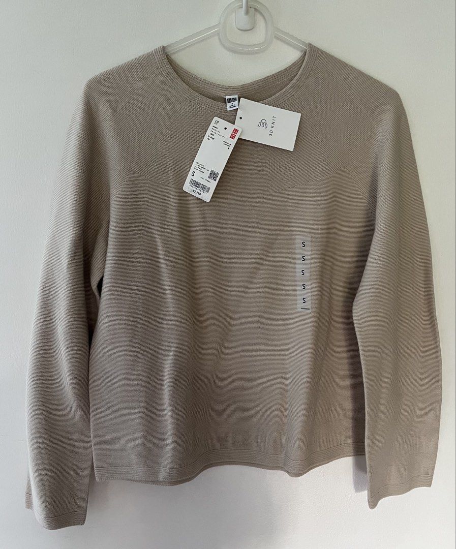 Uniqlo 3D knit longsleeve (Category: Longsleeves) located in Manila. Submitted by lulu.coco (Listing ID 1460956790, Image 2). Description: •No flaws, beige • Last price posted, low ballers will not be entertained • For shipping only. Add 50 for m.m, 120 outside m.m • Gcash or BDO.