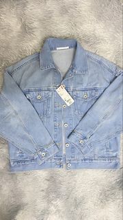 (Category: ) located in . Submitted by yanadrobe (Listing ID 1460950332, Image 1). Description: .