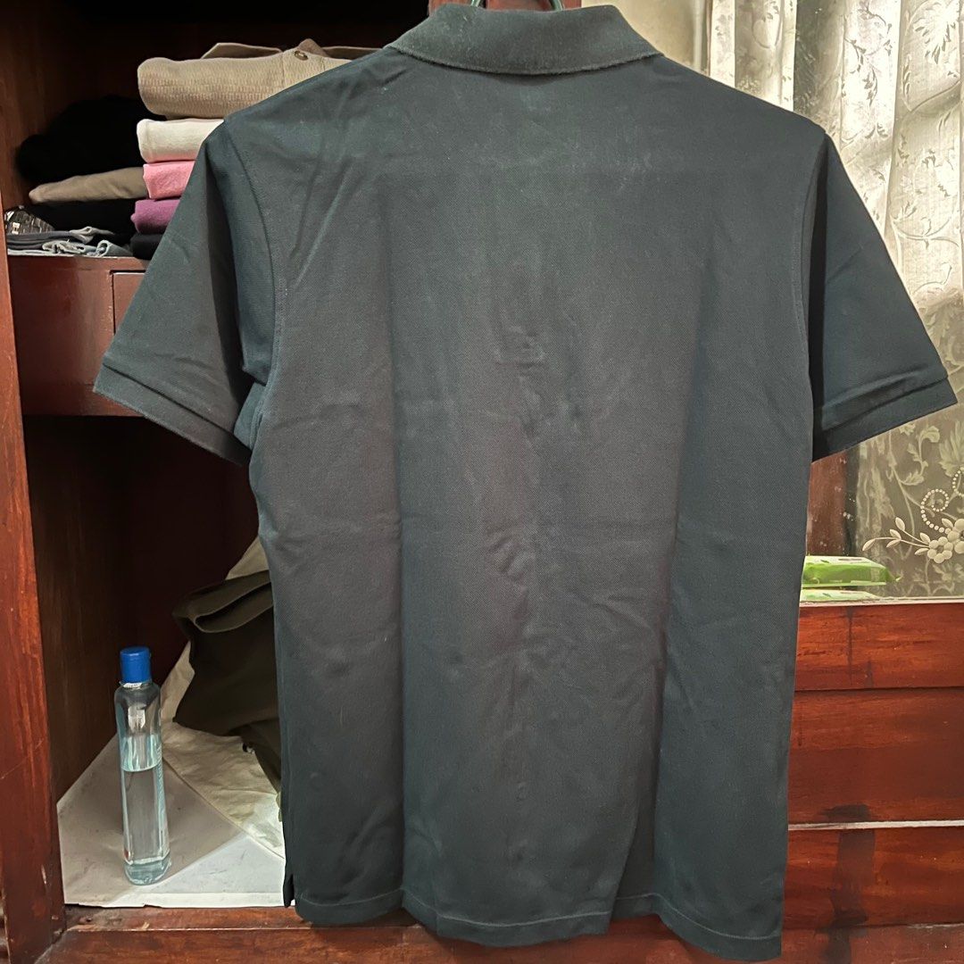 Uniqlo polo shirt (Category: Tshirts & Polo Shirts ) located in Quezon City. Submitted by changamie (Listing ID 1460985276, Image 3). Description: .