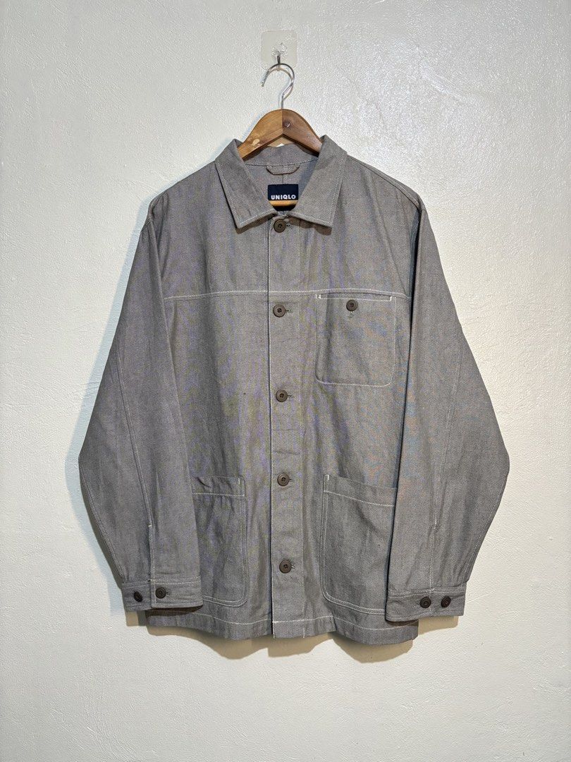UNIQLO SALT AND PEPPER CHORE JACKET (Category: Coats, Jackets and Outerwear) located in Malaybalay. Submitted by hagdawhits (Listing ID 1461065529, Image 1). Description: UNIQLO SALT AND PEPPER CHORE JACKET Twill material 3front pocket Salt and pepper colorway good condition Tag: L Dimes: 24.5pit-pit x L31 Shoulder: 20 inches Sleeve: 25.5 inches Issues: need wash only (see pics) mine: 450+sf ❗️all items are thrifted manage your expectation ❗️colo
