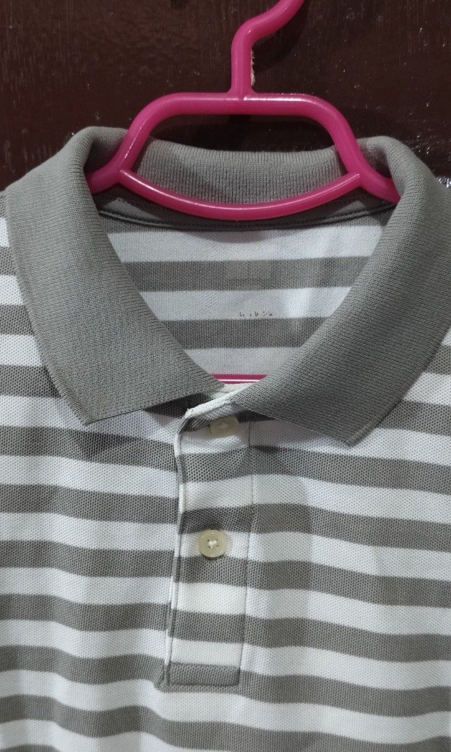 UNIQLO STRIPE PATTERN POLO SHIRT (Category: Tshirts & Polo Shirts ) located in Manila. Submitted by friperie. (Listing ID 1461024484, Image 3). Description: Disclaimer: Product Color May Slightly Vary Due to Photographic Lighting Sources or Your Monitor Settings Dm for other pictures or details..