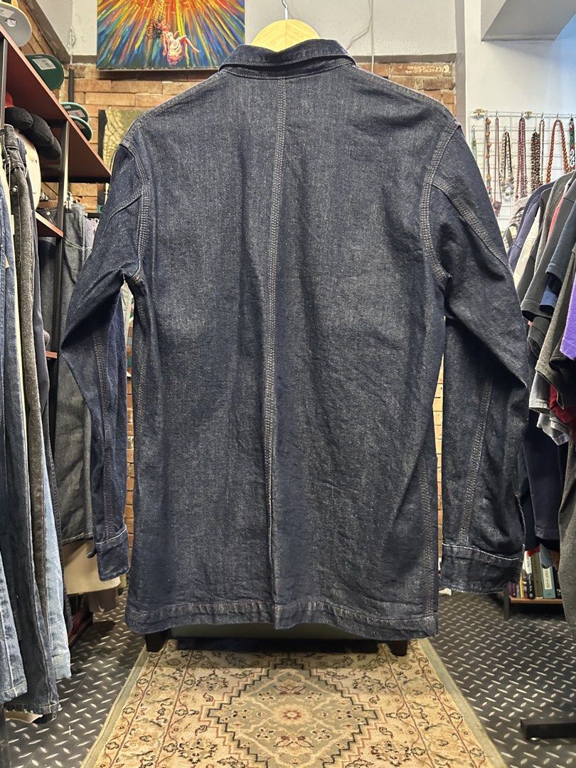 Uniqlo Washed Utility Denim Jacket (Category: Coats, Jackets and Outerwear) located in Quezon City. Submitted by pricetakedown (Listing ID 1461042778, Image 2). Description: Excellent condition Size: M | Php1,199 Measurements (inches) Armpit to armpit: 22 Shoulders: 19 Sleeves: 24 Length: 29 📥 DM for inquiries 🫶🏻 Manage your expectations. Check photos and details thoroughly ✨ Items have been washed and sanitized 💡Actual color may vary due to 