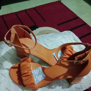 (Kategori: ) berada di . Dikirim oleh frylspreloved (ID iklan 1460994577, Gambar 1). Deskripsi: .