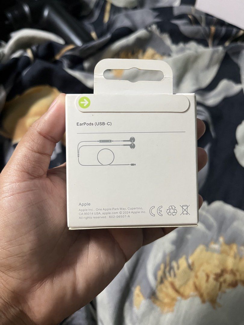 USB-C Earphones (Plug&Play) (Category: Earphones) located in Manila. Submitted by mfsm_finds.shop (Listing ID 1461096139, Image 2). Description: .