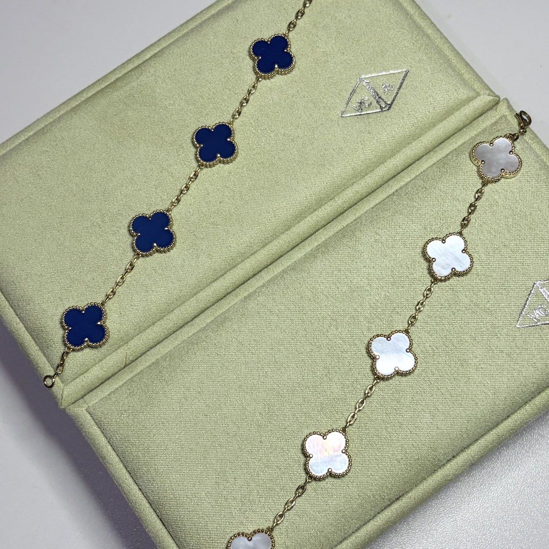 Van Cleef & Arpels Alhambra Bracelet - Blue & White (Category: Bracelets) located in Cavite. Submitted by jahnnan07 (Listing ID 1461004566, Image 1). Description: 18k Gold HK mirror copy complete inclusions.