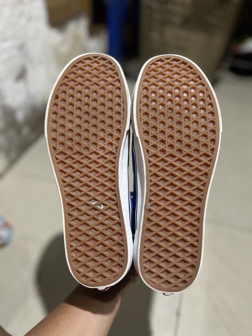 Vans (Category: Sneakers) located in Cebu City. Submitted by cyrilk1cks (Listing ID 1461066677, Image 3). Description: .
