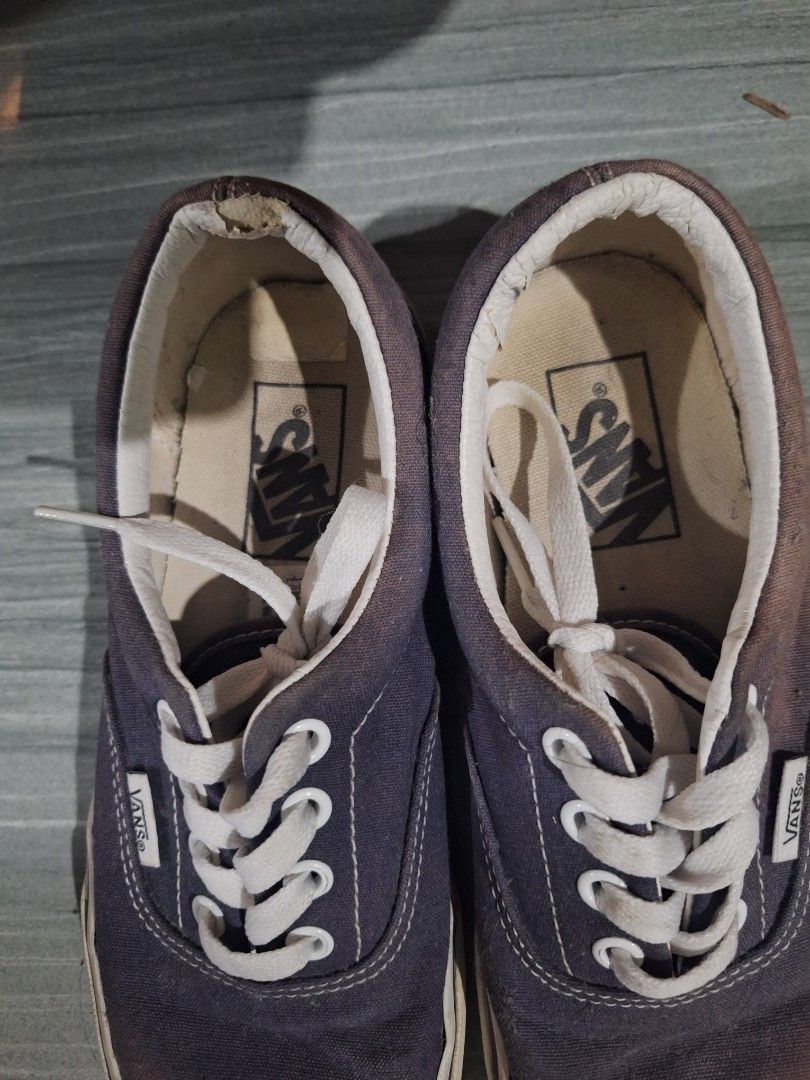 Vans Authentic Navy Blue Canvas Sneakers (Category: Sneakers) located in Angeles City. Submitted by tenten222 (Listing ID 1461036217, Image 2). Description: - Classic Vans Authentic sneakers - Navy blue canvas upper (for color restoration) - White laces - Soles show some wear but retain good grip - See photos for issue.