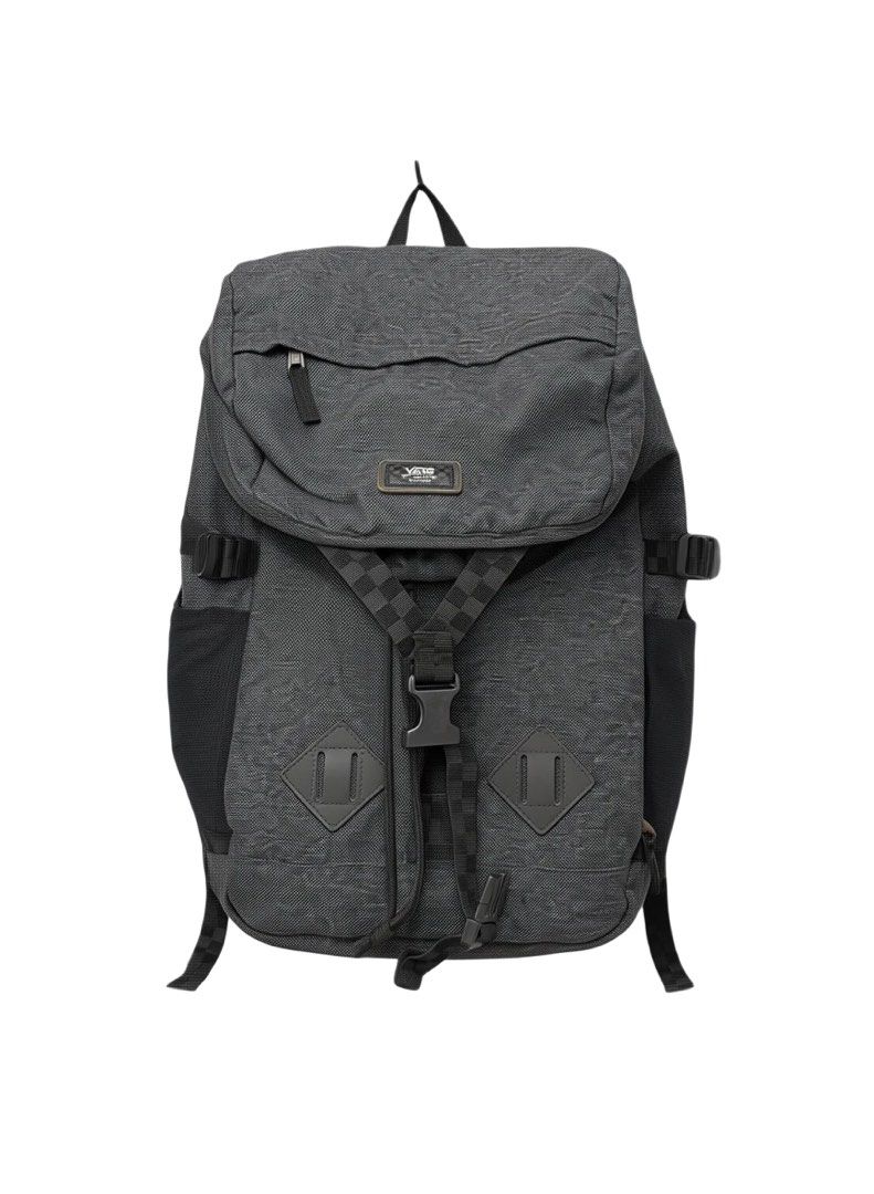 Vans "Off The Wall" Backpack - Grey Checkerboard (Category: Backpacks) located in Calamba. Submitted by ealectrice27 (Listing ID 1460971915, Image 1). Description: .
