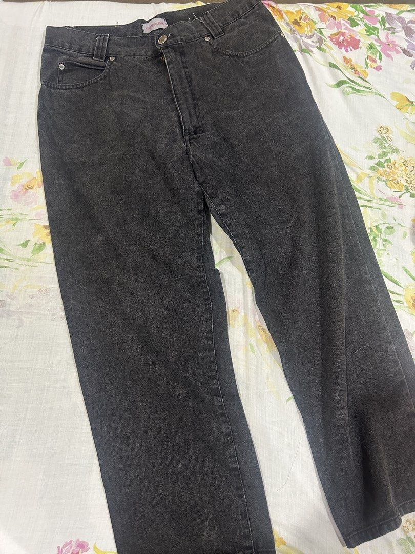 versace classic dark gray jeans (Category: Jeans) located in Antipolo. Submitted by giaciers (Listing ID 1461056638, Image 1). Description: waist around 27-29! doesnt fit me :( altered, mens sizing siya. got it as a gift! .