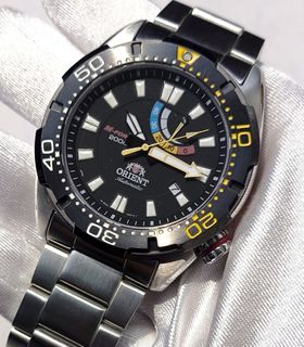 (Category: ) located in . Submitted by thewatchshoppe (Listing ID 1341147369, Image 1). Description: .