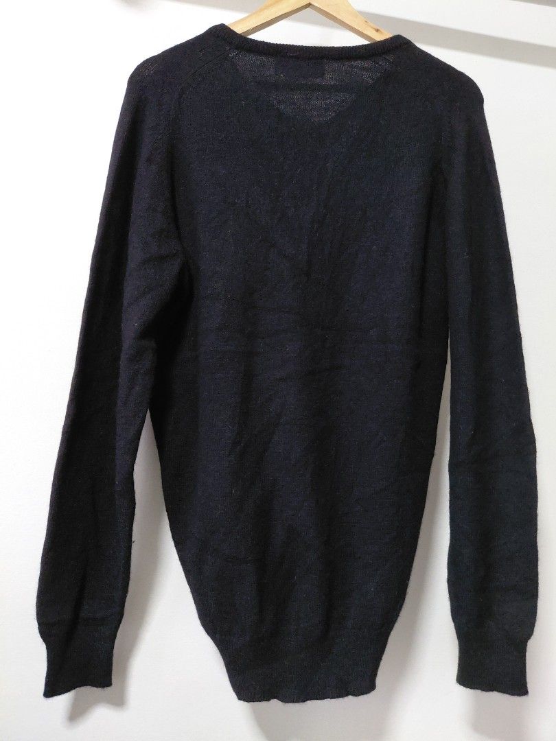 Vintagr Black Wool Sweater (Category: Coats, Jackets and Outerwear) located in Quezon City. Submitted by girldolphin (Listing ID 1460963336, Image 3). Description: Vintage Black Sweater Glenmuir Wool Royal Hong Kong Yacht Club "Colonial Era" Old Money Preppy Grailed Depop This is a used item, please manage expectations for imperfections. Check pictures for actual condition and measurements. Mode of Payment: BPI GCASH Maribank Pickup Near Amoranto