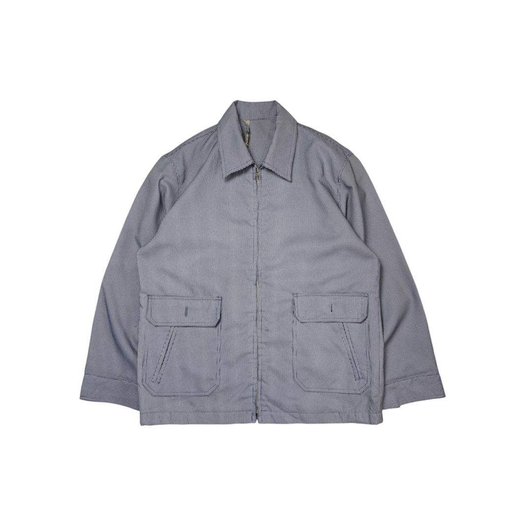 Vintage Casual Blouson Jacket (Category: Coats, Jackets and Outerwear) located in Baguio. Submitted by been.aged_ph (Listing ID 1460974223, Image 2). Description: 𝚂𝚒𝚣𝚎: fits up to M 𝙳𝚒𝚖𝚎𝚗𝚜𝚒𝚘𝚗𝚜: 21 x 26.5 𝙲𝚘𝚗𝚍𝚒𝚝𝚒𝚘𝚗: Excellent 𝙸𝚜𝚜𝚞𝚎: missing buttons & broken zipper Model Height: 5' 7" .