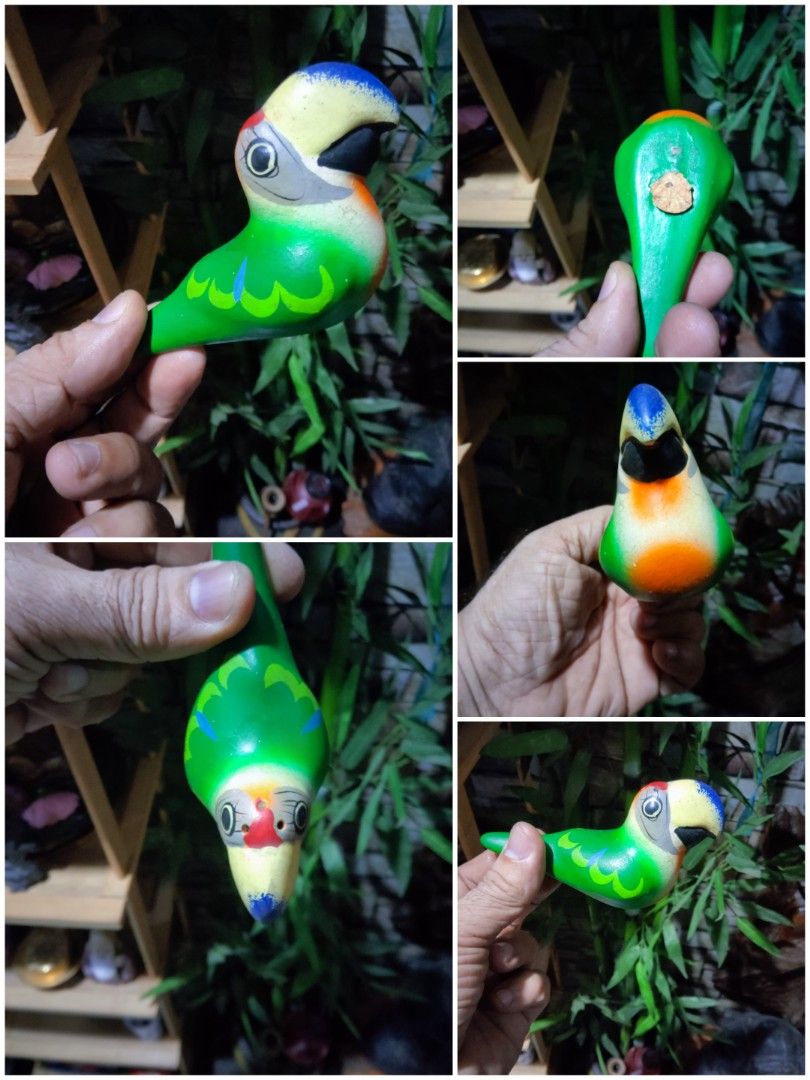 Vintage Ceramic Salt/Pepper Shaker (Category: Vintage Collectibles) located in Valenzuela. Submitted by mighthor0526 (Listing ID 1461010473, Image 1). Description: Preloved item No issue Payment thru Gcash or Abono by Lalamove rider Delivery by rider or shipping will be shouldered by the buyer Pm me if interested .