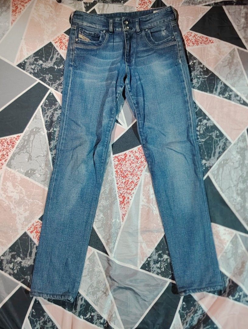 Vintage Diesel Pants For Womens (Category: Jeans) located in San Fernando. Submitted by vincentgomez (Listing ID 1461048816, Image 1). Description: Vintage Diesel Pants For Womens -Waistline 26 to 28 -Length 36 -Leg hole 5½ -Good Condition -Authentic La Union📍 DM FOR MORE INFO IF INTERESTED ‼️.