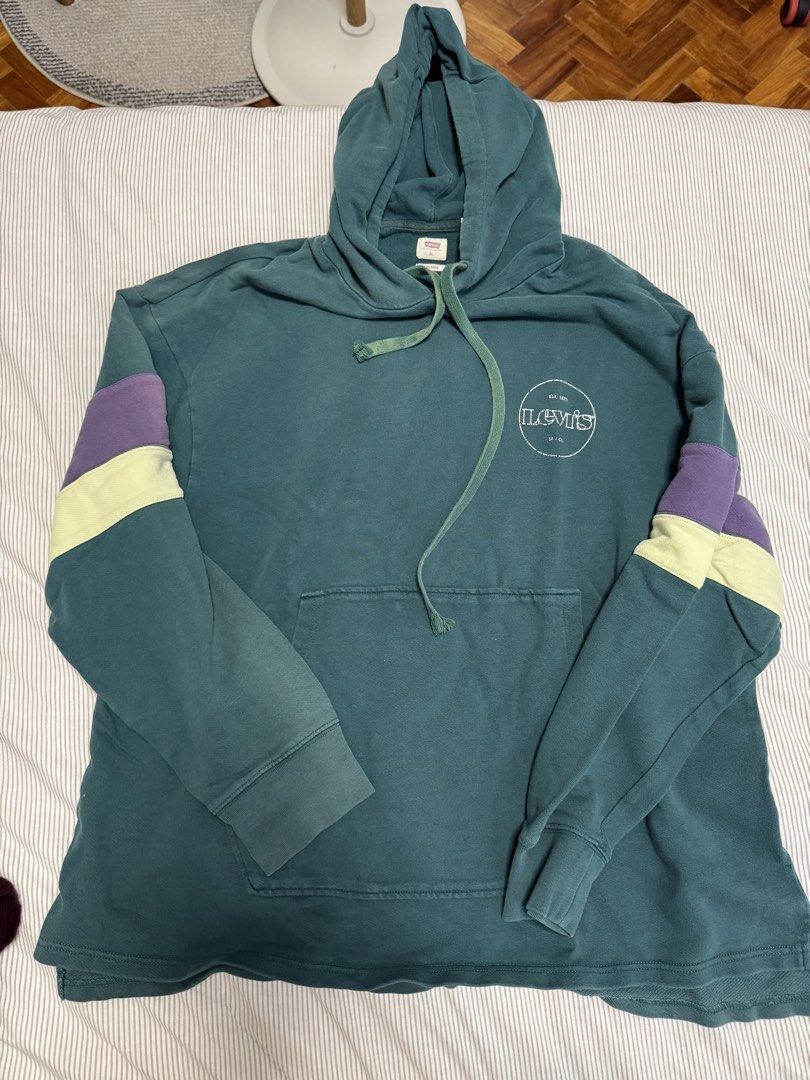 Vintage Hoodies (Category: Hoodies) located in Makati City. Submitted by kuyajinji (Listing ID 1460979216, Image 3). Description: RL Hoodie XL - 500 Champion Hoodie S - 500 Levis Hoodie XL - 500 Get all 1,200.