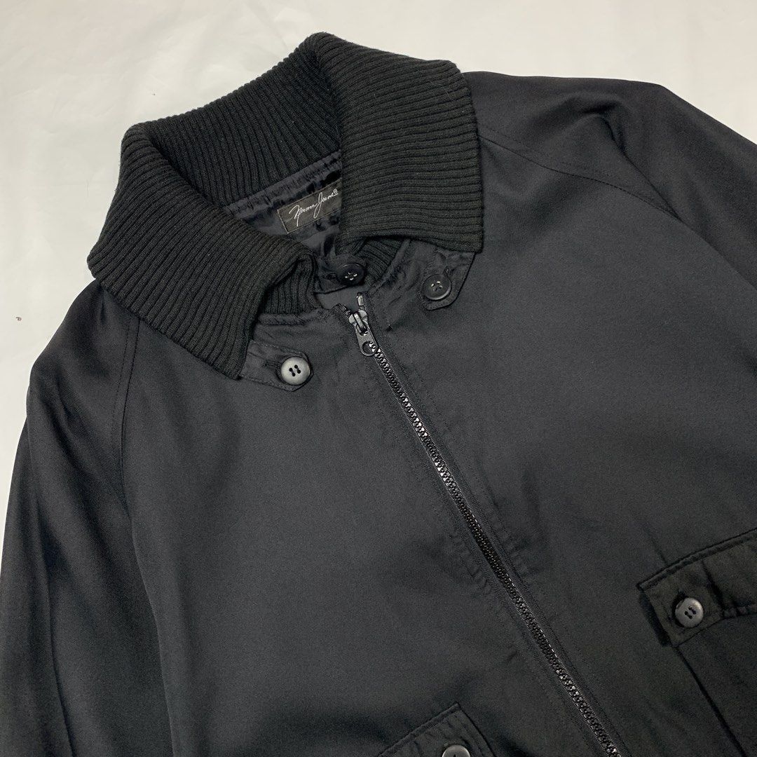 Vintage Norma Jeane Satin Blouson Jacket (Category: Coats, Jackets and Outerwear) located in Baguio. Submitted by been.aged_ph (Listing ID 1460970663, Image 3). Description: 𝚂𝚒𝚣𝚎: fits up to M 𝙳𝚒𝚖𝚎𝚗𝚜𝚒𝚘𝚗𝚜: 21.5 x 23 𝙲𝚘𝚗𝚍𝚒𝚝𝚒𝚘𝚗: Excellent 𝙸𝚜𝚜𝚞𝚎: minimal fading in collar;not that visible (see photos for reference) Model Height: 5' 7" .