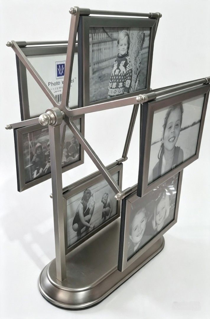 Vintage Photo Wheel (Category: Frames & Pictures) located in Bulacan. Submitted by gjeen (Listing ID 1460977596, Image 2). Description: *Good Quality *Made of Metal (heavy) *Perfectly fits 5x3.5 photos.