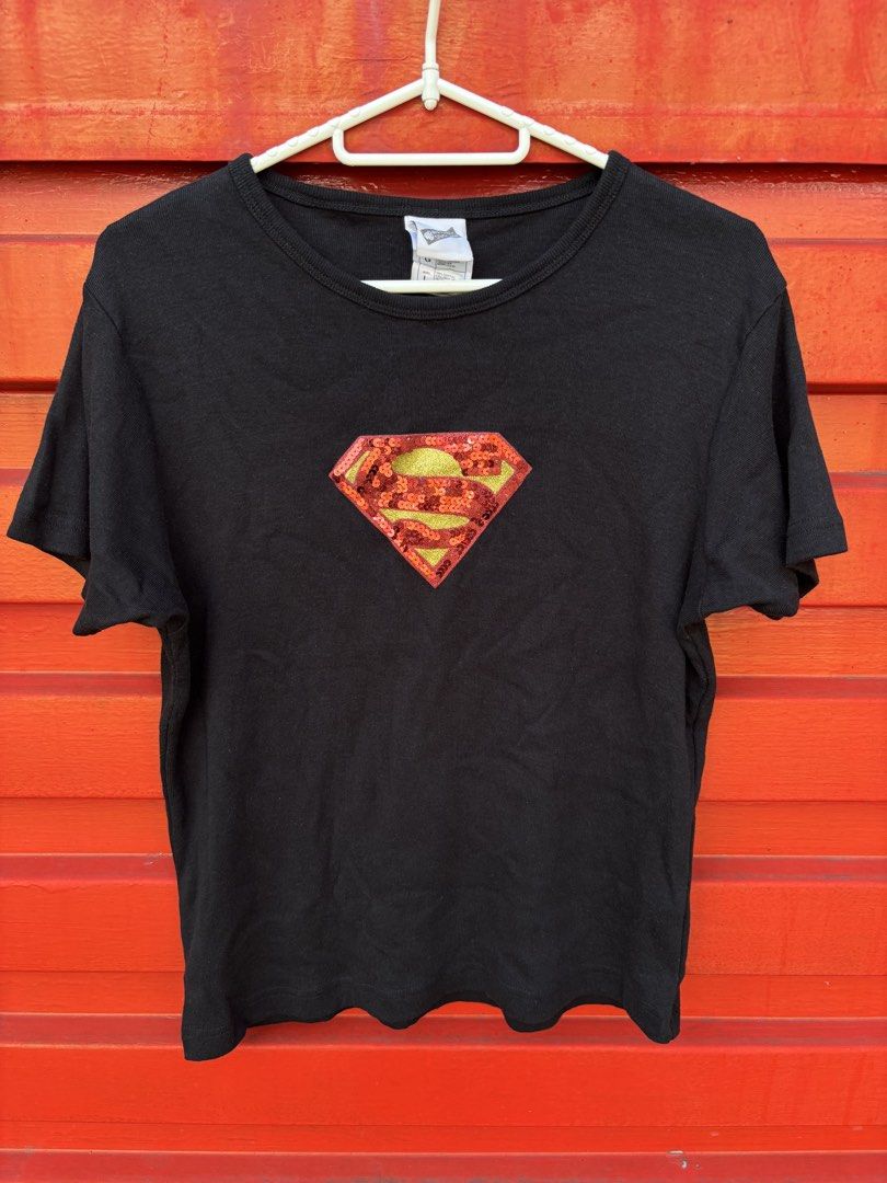Vintage Sequined Y2K Superman Tshirt (Category: Shirts) located in Bacolod City. Submitted by keel_08 (Listing ID 1461001297, Image 1). Description: Large on tag 18 W 22.5 L + shipping fee.