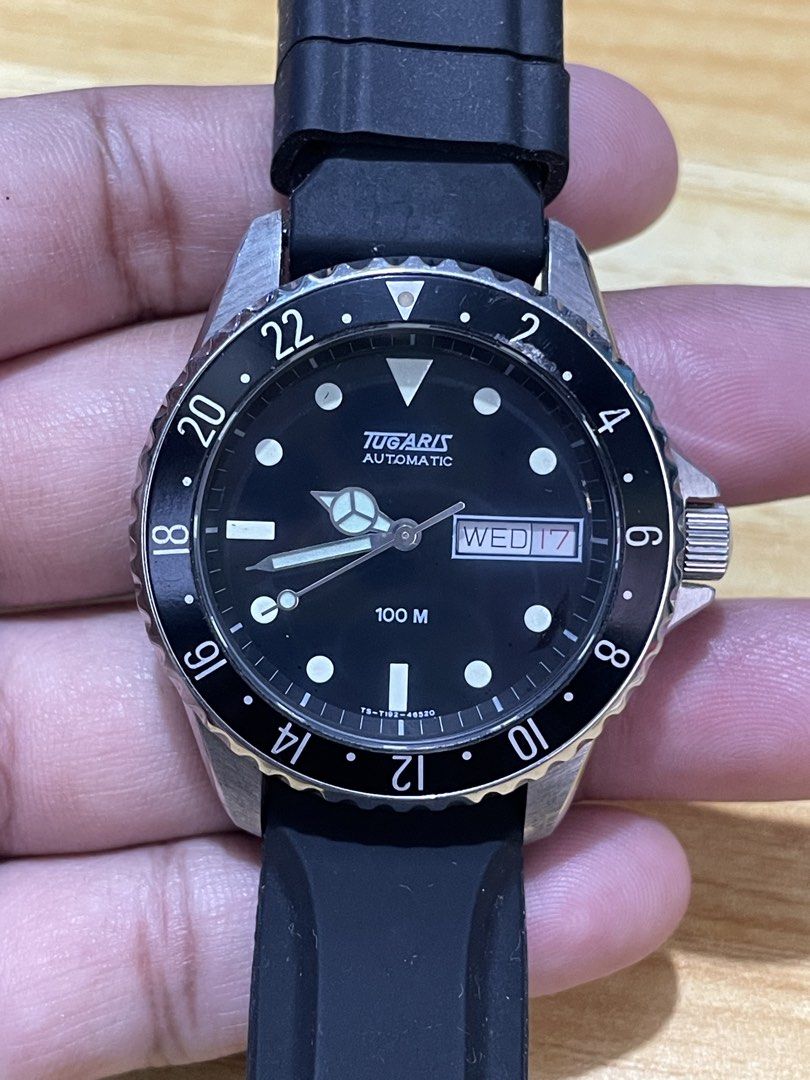 Vintage tugaris diver (Category: Men's Watches) located in Taguig. Submitted by tester1x (Listing ID 1460924941, Image 2). Description: Vintage tugaris diver Automatic Swiss Made 46520S Stainless steel case Replacement rubber strap, buckle 36mm.