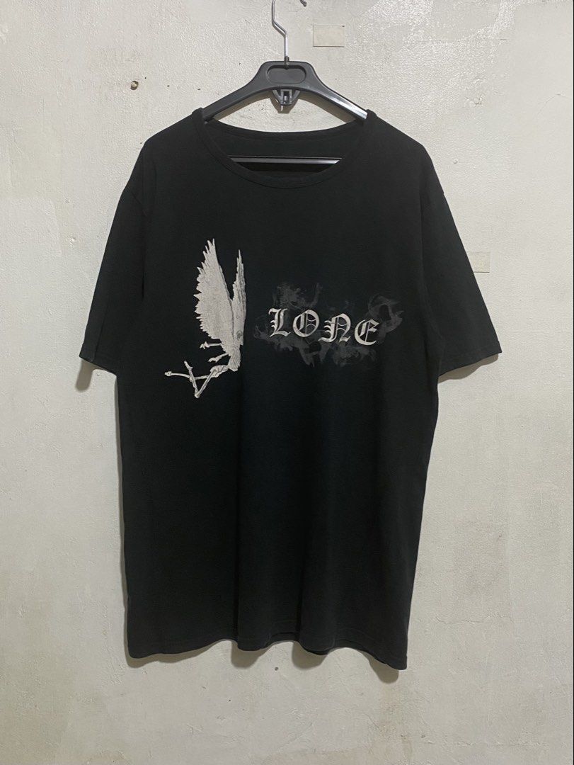 VLONE SMOKE TSHIRT (Category: Tshirts & Polo Shirts ) located in Caloocan City. Submitted by alexahvaldez (Listing ID 1461087565, Image 1). Description: NEGO FOR SURE BUYER 22 / 30 EXCELENT CONDITION CUT NECK BUT COMPLETE WASHTAG.
