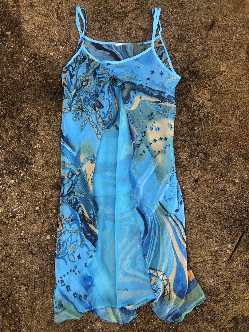 Whimsy dress (Category: Dresses) located in Manila. Submitted by tunicy2k (Listing ID 1460932395, Image 1). Description: Whimsy dress need wash.