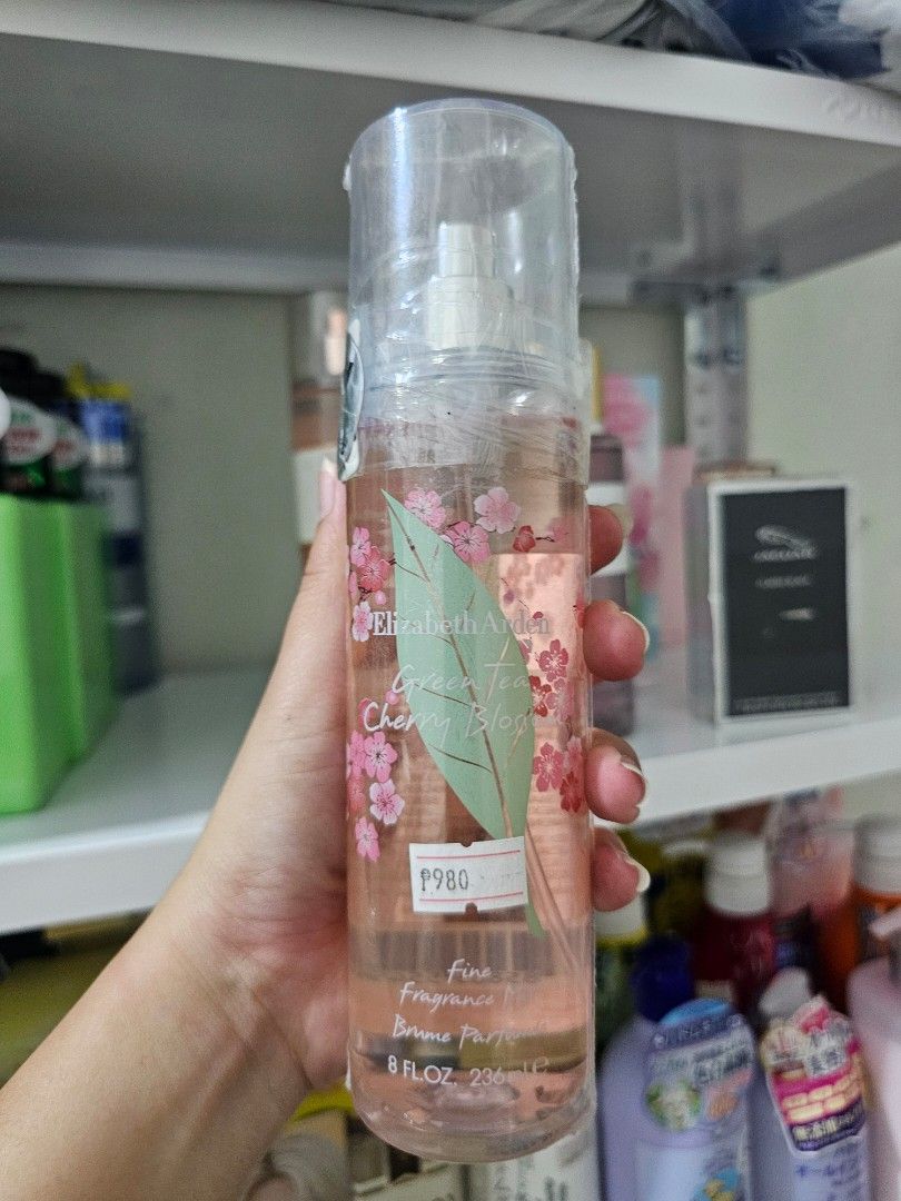Women Perfume (Category: Fragrance & Deodorants) located in Manila. Submitted by tokyo_thv (Listing ID 1461078503, Image 1). Description: .
