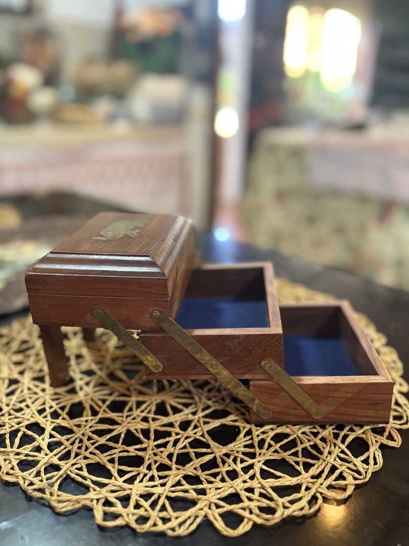 Wooden jewelry box (Category: Other Home Decor) located in Dipolog. Submitted by playmatesfriend.ph (Listing ID 1461018781, Image 3). Description: .